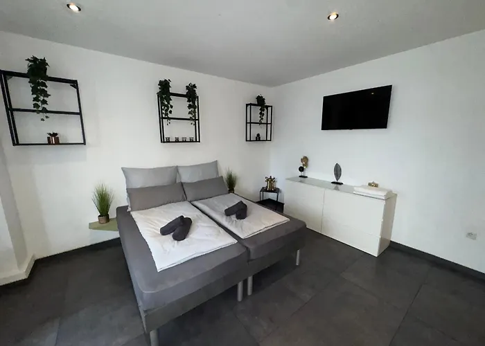 Julius Cesar Mit Private Sauna & Whirlpool * Berlin