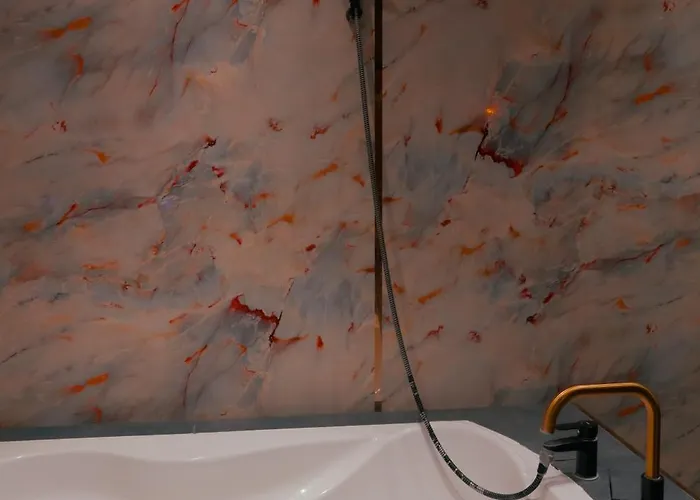 Apartman Julius Cesar Mit Private Sauna & Whirlpool Berlin