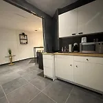 아파트 Julius Cesar Mit Private Sauna & Whirlpool