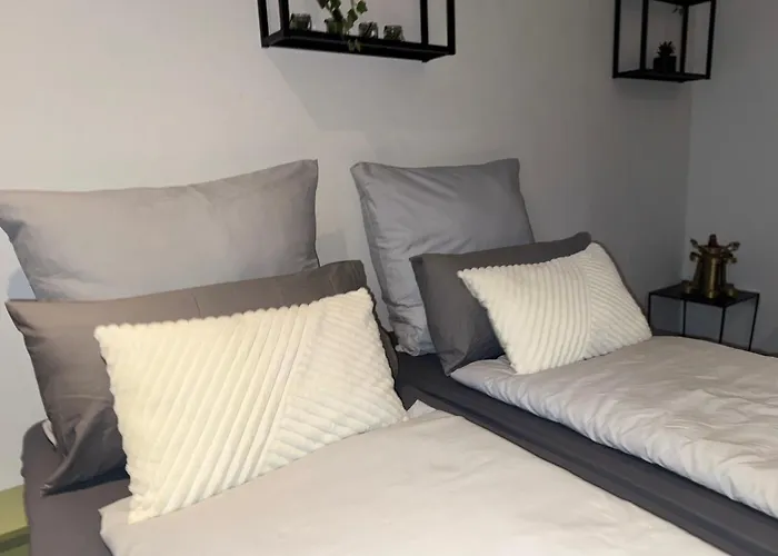 Julius Cesar Mit Private Sauna & Whirlpool Apartamento *