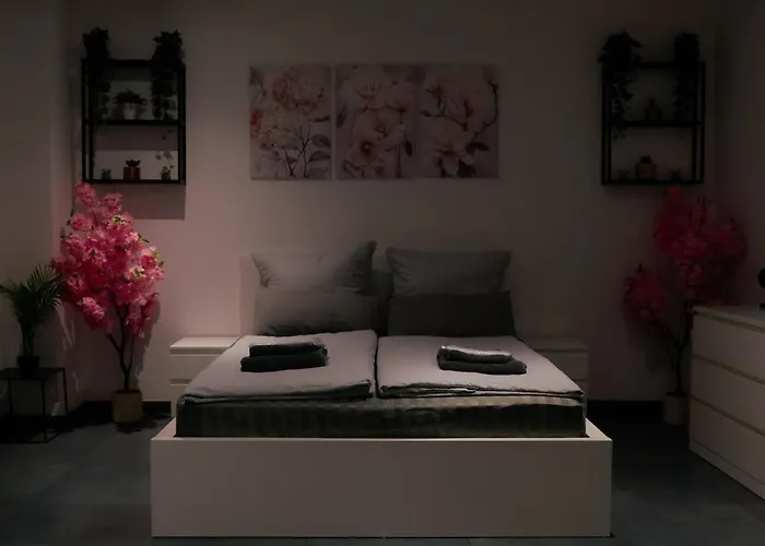 Apartamento Julius Cesar Mit Private Sauna & Whirlpool Berlín