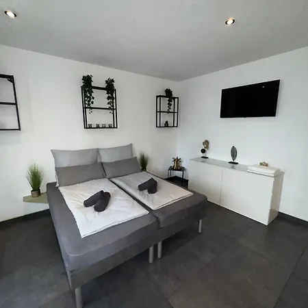 Julius Cesar Mit Private Sauna & Whirlpool * Berlino