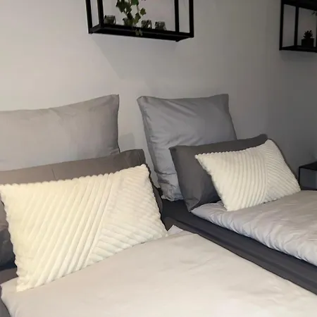 Julius Cesar Mit Private Sauna & Whirlpool Apartamento *