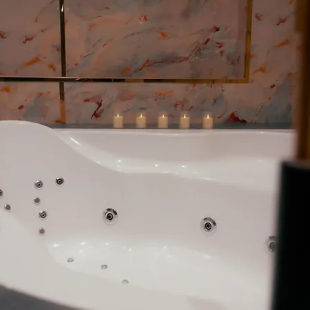 Apartment Julius Cesar Mit Private Sauna & Whirlpool